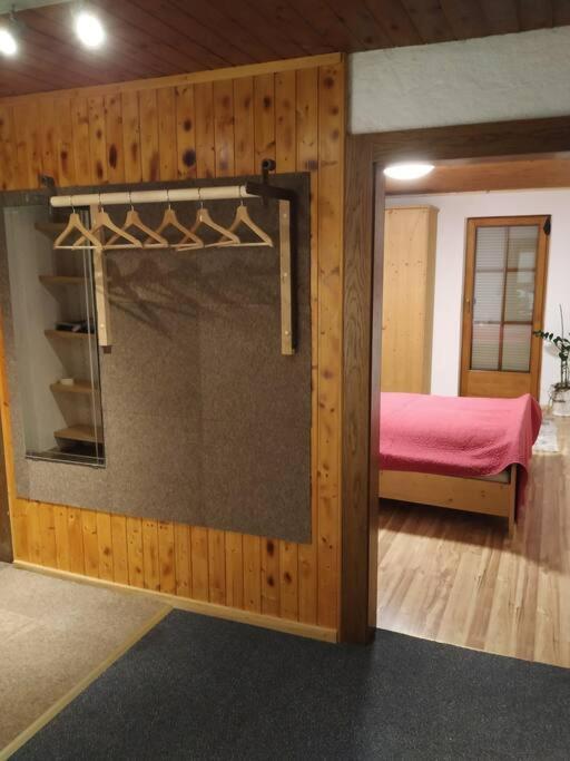 Upcycling Appartement Fischl - Nachhaltig Und Kreativ Wohnen Fuer Gross Und Klein Jenbach Eksteriør billede