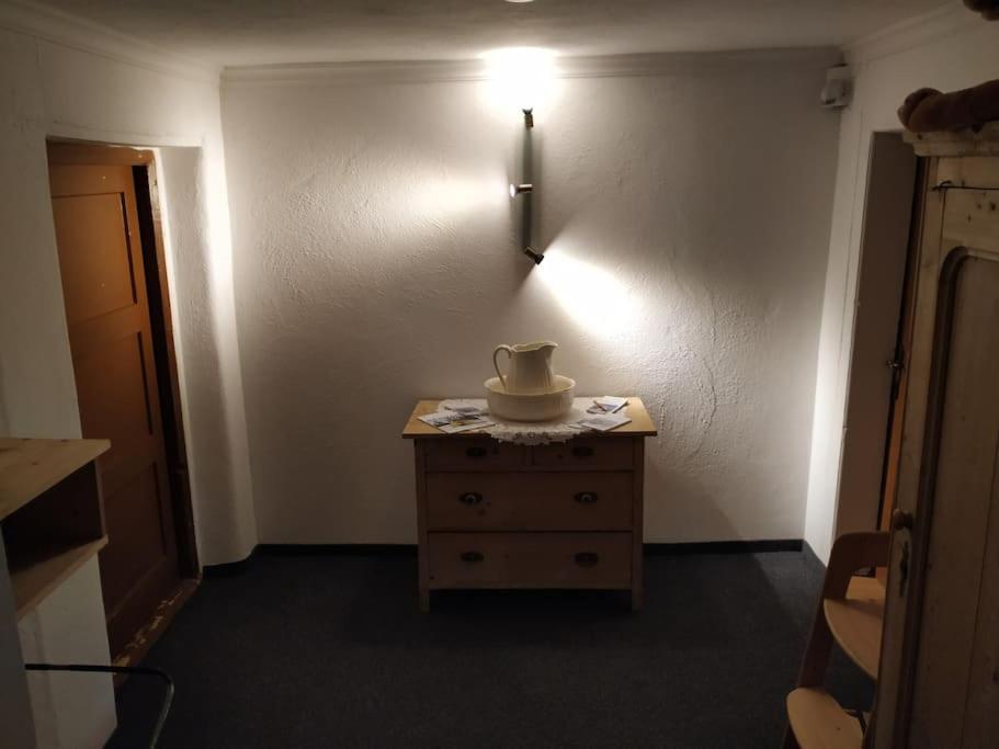 Upcycling Appartement Fischl - Nachhaltig Und Kreativ Wohnen Fuer Gross Und Klein Jenbach Eksteriør billede