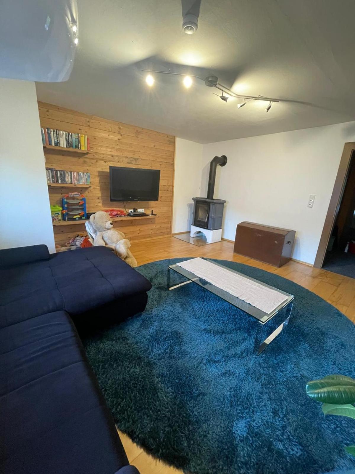 Upcycling Appartement Fischl - Nachhaltig Und Kreativ Wohnen Fuer Gross Und Klein Jenbach Eksteriør billede